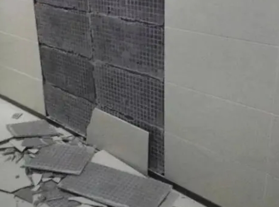 新津瓷砖空鼓维修公司分享下新津墙砖松动维修的知识